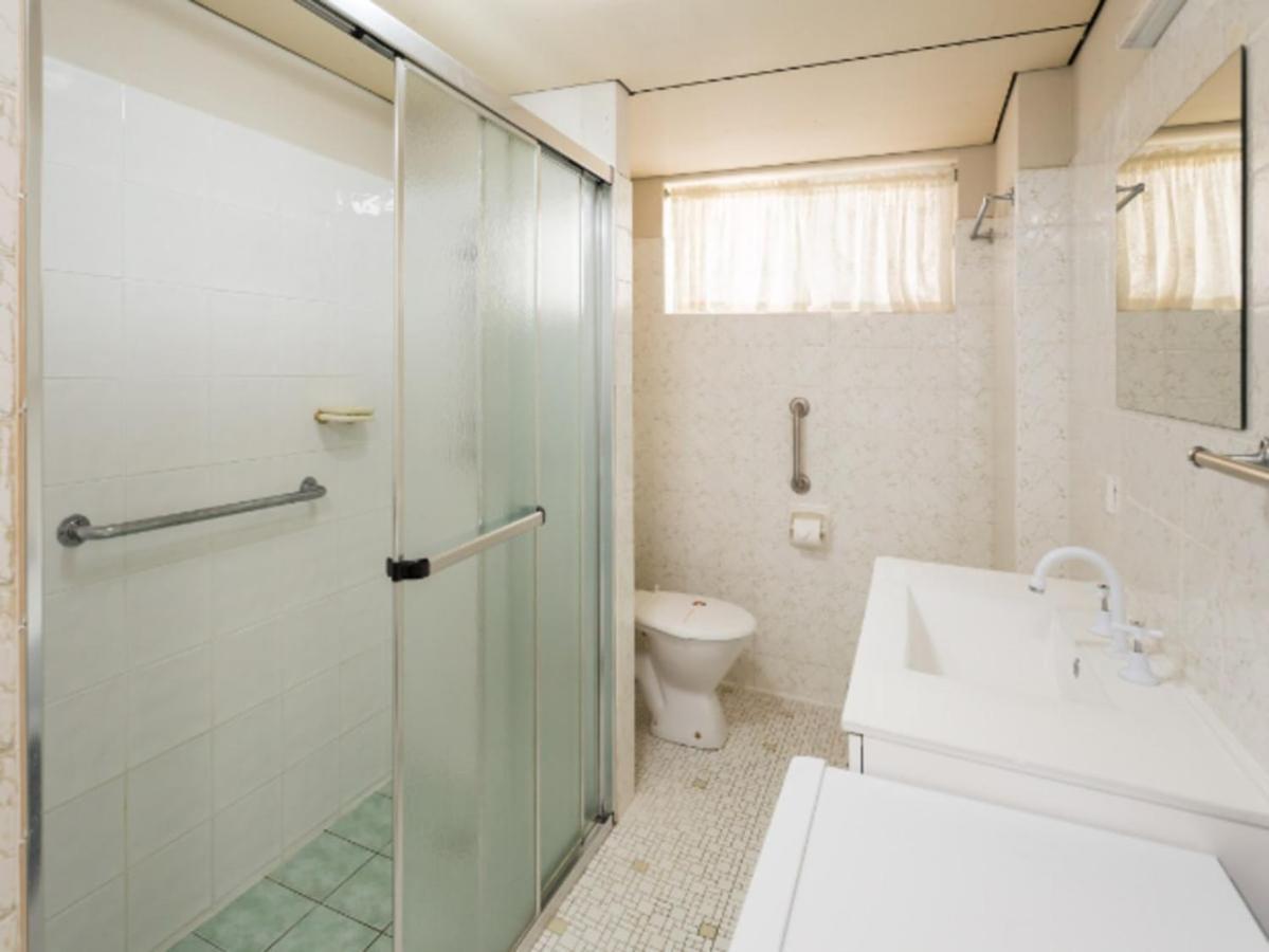 Goodwin Towers - Hosted By Burleigh Letting Apartment Gold Coast Ngoại thất bức ảnh